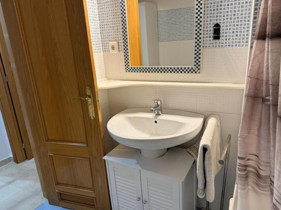 Apartamento Centro Historico Apartment Малага Екстериор снимка
